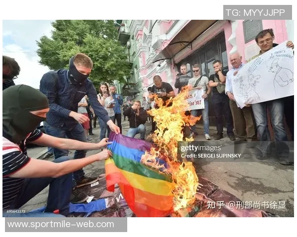 皮尔斯谈少妇与少男情感关系女主持表态不偏好年轻男性