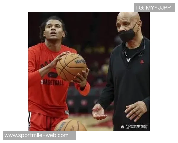 阿门分享范弗里特的教诲努力成为场上指挥官的决心与目标